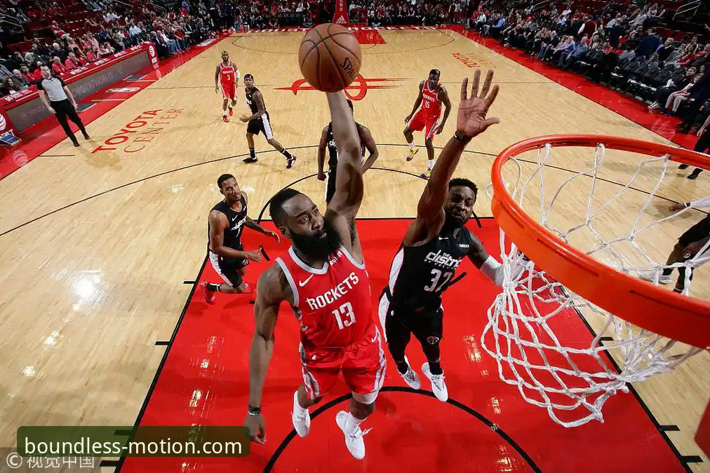 半岛体育平台观赛指南：从火箭大胜尼克斯看NBA战术革新与运动无界体验